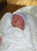 2013 July12_Rylan_2HoursOld